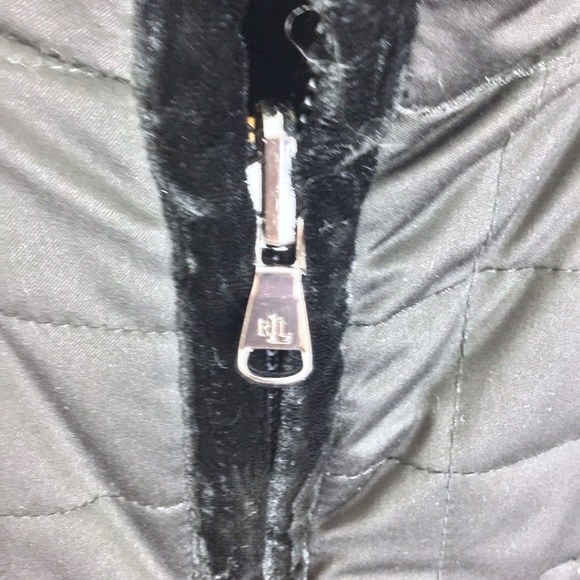 Ralph Lauren Quilted Vest - Picture 6 of 9